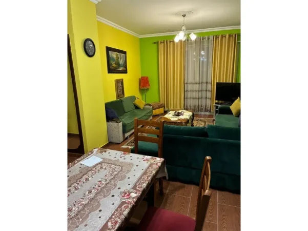 Tirane, jepet me qera apartament 1+1 Kati 2, 61 m² 550 € 