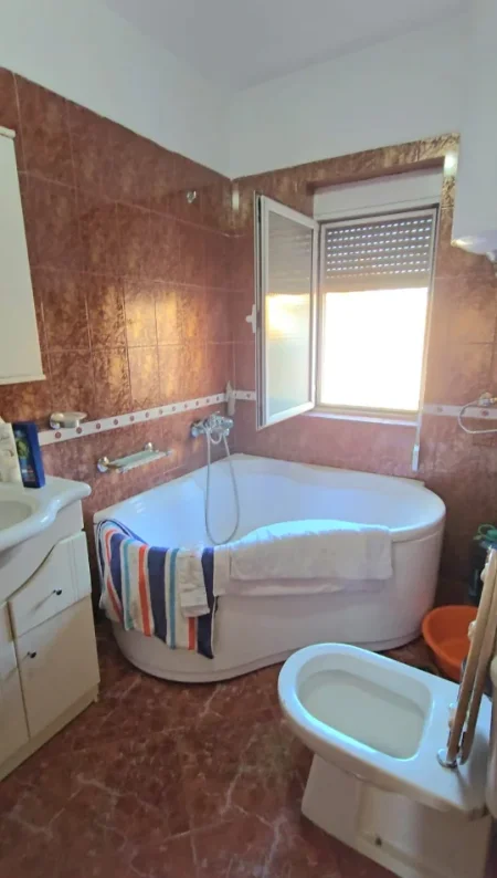 Tirane, shitet apartament 2+1 Kati 5, 103 m² 249.000 € (Myslym Shyri)