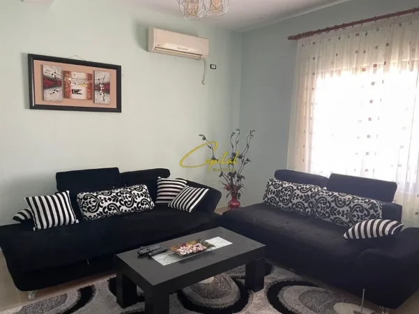 Tirane, jepet me qera apartament 2+1 Kati 2, 100 m² 400 € (ASTIR)