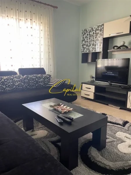 Tirane, jepet me qera apartament 2+1 Kati 2, 100 m² 400 € (ASTIR)