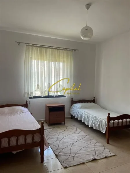 Tirane, jepet me qera apartament 2+1 Kati 2, 100 m² 400 € (ASTIR)