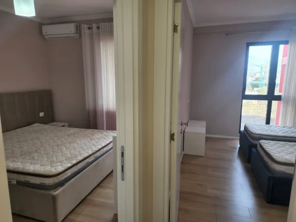 Tirane, jepet me qera apartament 2+1 Kati 6, 114 m² 750 € (Farmacia 10)