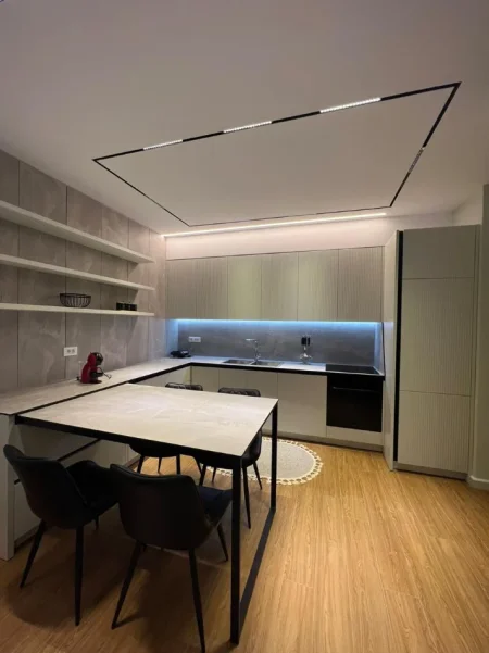 Tirane, jepet me qera apartament 1+1 Kati 5, 67 m² 700 € (Residenca Erlis)