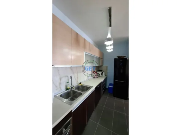 Durres, shitet apartament 2+1 Kati 5, 100 m² 210.000 € (Vila Zogut)