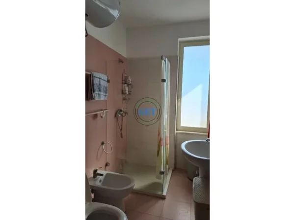 Durres, shitet apartament 2+1 Kati 5, 100 m² 210.000 € (Vila Zogut)