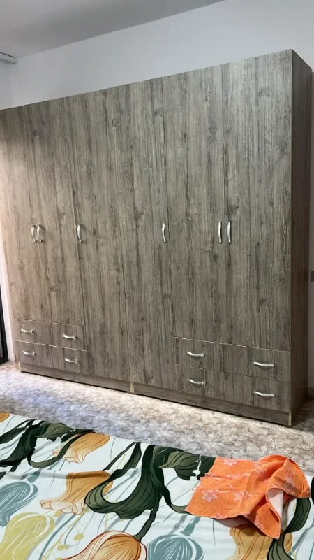 Durres, jepet me qera apartament 1+1+Ballkon Kati 2, 70 m² 300 € (gjykata)