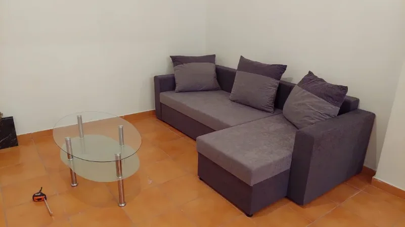 Jepet me Qira Apartament 2+1+2 me ballkon ne Astir,  450 mije leke