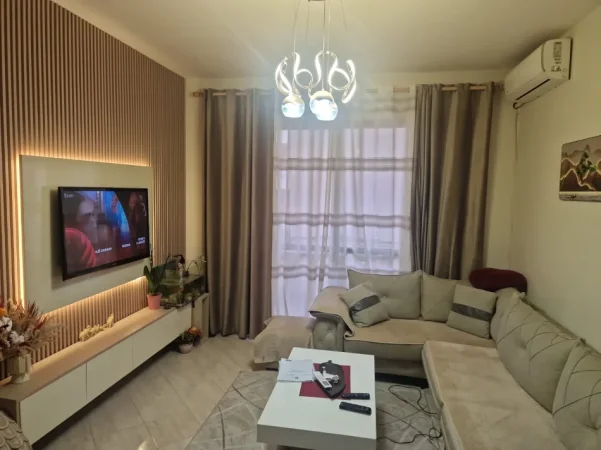 Tirane, shitet apartament 2+1+Aneks+Ballkon Kati 3, 104 m² 150.000 € (kashar)