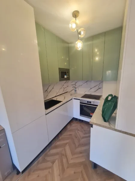 Tirane, shitet apartament 1+1 , 62 m² 233.000 € (Rruga e Kavajes)