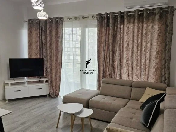Tirane, jepet me qera apartament 2+1 Kati 3, 78 m² 700 € (5 MAJI)