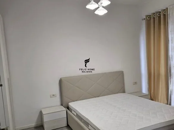 Tirane, jepet me qera apartament 2+1 Kati 3, 78 m² 700 € (5 MAJI)