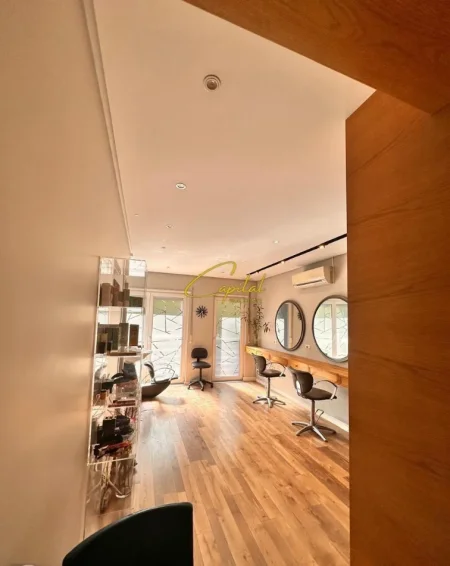 Tirane, jepet me qera ambjent biznesi Kati 1, 100 m² 1.500 € (DON BOSKO)