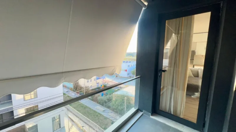 🏠Jepet me Qera: 1+1 +1 Post Parkimi 📍5 Maj (Te Rrethrrotullimi) - Pallat.V 2026 - 500€ - K.4 - 80m² - (E Pa Banuar 100% e re)🔥☄️