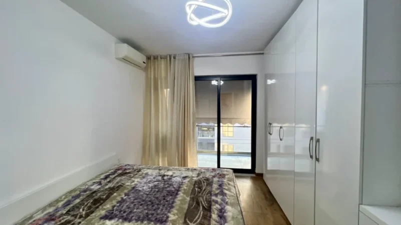 🏠Jepet me Qera: 1+1 +1 Post Parkimi 📍5 Maj (Te Rrethrrotullimi) - Pallat.V 2026 - 500€ - K.4 - 80m² - (E Pa Banuar 100% e re)🔥☄️