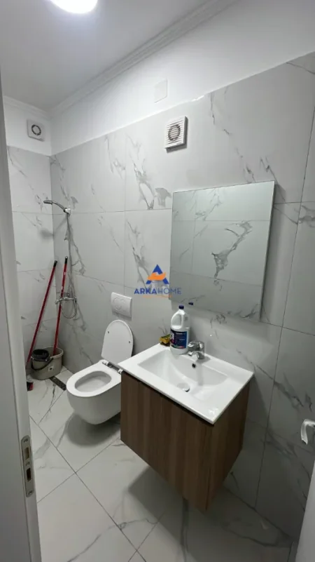 Tirane, shitet apartament 1+1+Ballkon Kati 1, 92 m² 194.123 € 