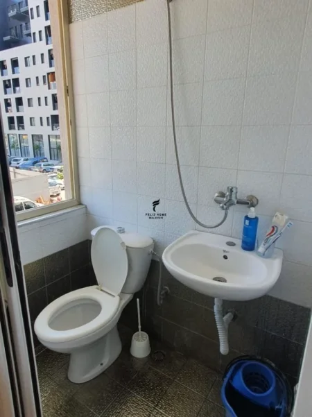 Tirane, shitet garsonier Kati 1, 22 m² 80.000 € (21 DHJETORI)