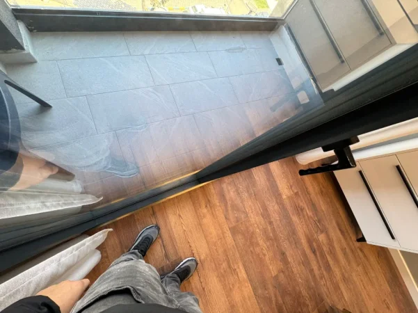 Tirane, jepet me qera apartament 1+1 Kati 5, 700 € 