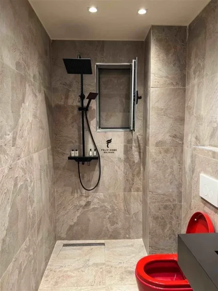 Tirane, jepet me qera apartament 2+1 Kati 2, 100 m² 700 € (PAZARI I RI)