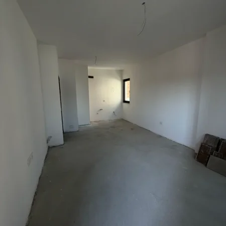 Tirane, shitet 1+1 Kati 3, 71 m² 180.000 € (CORNER REZIDENCE)
