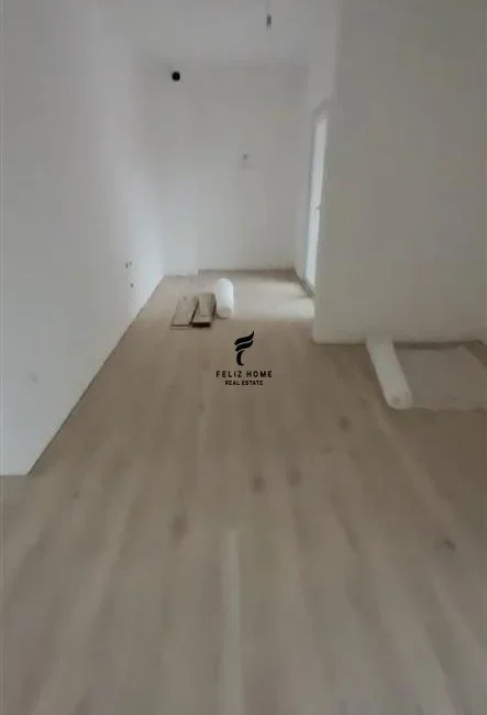 Tirane, shitet apartament 2+1 Kati 6, 117 m² 205.000 € (LAPRAKE)