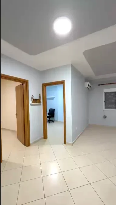 Jepet me qera apartament 2+1+Ballkon, Kati 4, 500 €, Rruga 4 Deshmoret, Selvia, Rruga e Dibres