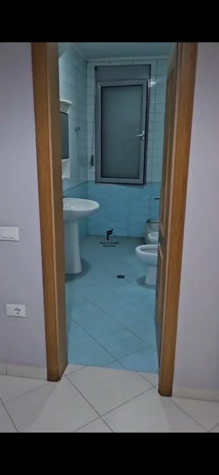 Tirane, shitet apartament 2+1 Kati 4, 103 m² 255.000 € (ZOGU I ZI)