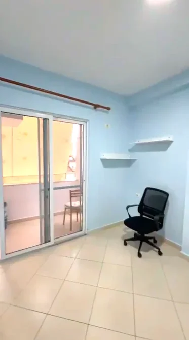 Jepet me qera apartament 2+1+Ballkon, Kati 4, 500 €, Rruga 4 Deshmoret, Selvia, Rruga e Dibres