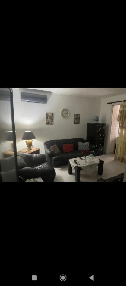 Tirane, jepet me qera apartament 2+1 Kati 1, 85 m² 700 € (Rruga Myslym Shyri)