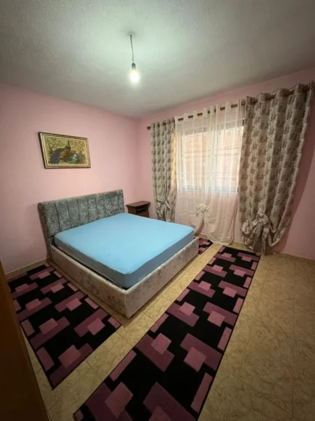 Tirane, jepet me qera apartament 2+1 Kati 3, 90 m² 400 € (Rruga Besa)