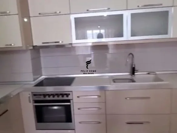 Tirane, jepet me qera apartament 2+1 Kati 3, 110 m² 550 € (ASTIR)