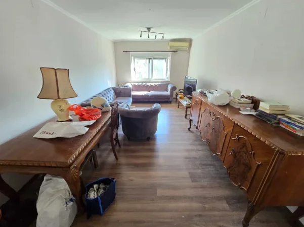 Tirane, shes apartament 2+1 Kati 5, 110 m² 206.000 € (Rruga e Kavajes)