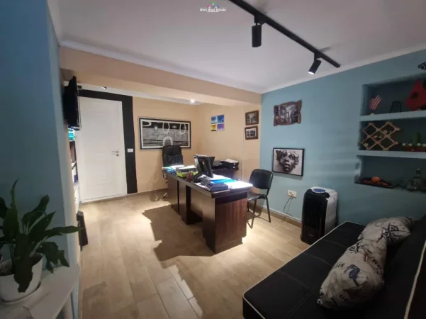 Tirane, shes zyre Kati 0, 41 m² 105.000 € (ish ekspozita)