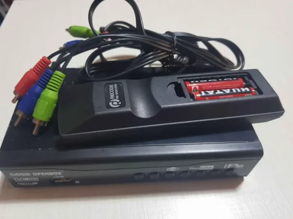 Lushnje, shes Dekoder Dvbt 2, per kanalet televizive. 10 mij lek te vjetra