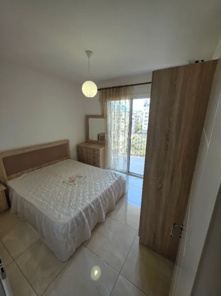 Tirane, jepet me qera apartament 2+1+Ballkon Kati 3, 96 m² 500 € (prane SPAR)