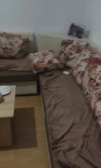 Tirane, jepet me qera apartament 2+1 Kati 2, 80 m² 350 € (Shkoze)