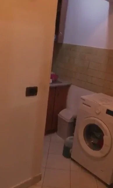 Tirane, jepet me qera apartament 2+1 Kati 2, 80 m² 350 € (Shkoze)