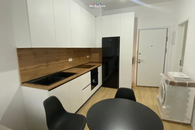 Tirane, jepet me qera apartament 1+1 Kati 3, 50 m² 420 € (Rruga Pasho Hysa)