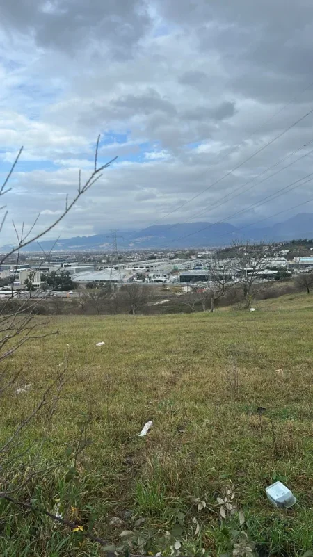 Tirane, shitet , 1.500 m² 150.000 € (Autostrada Tirane Durres)