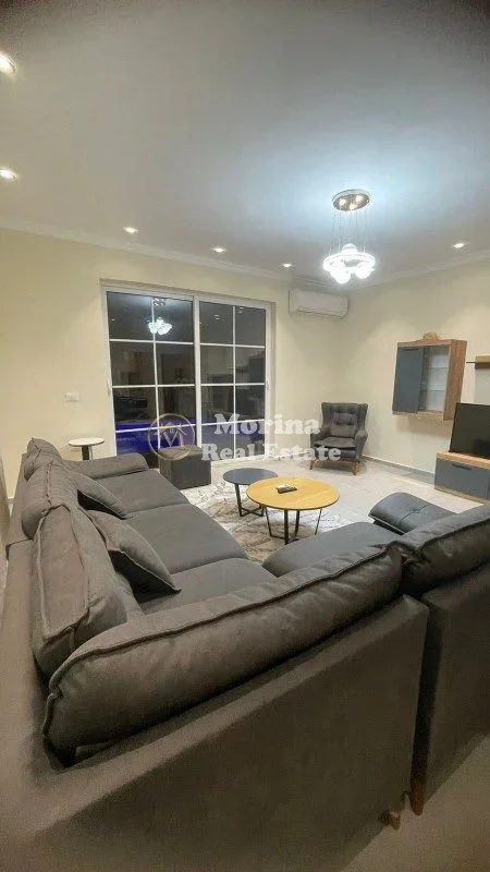 Tirane, jepet me qera apartament 2+1 Kati 1, 120 m² 1.000 € (Private Baldushk)