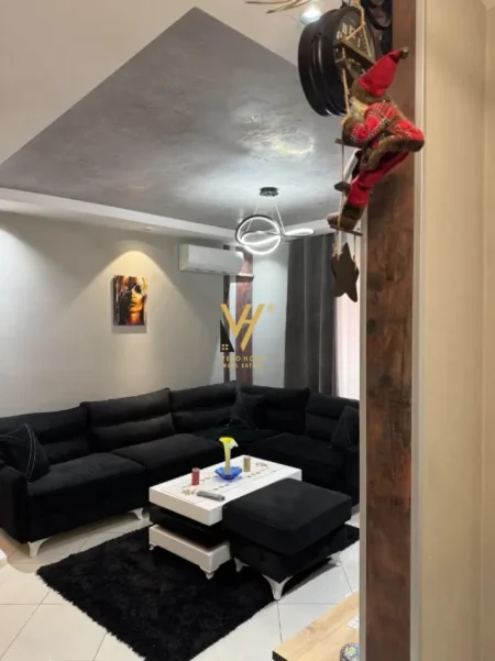 Tirane, jepet me qera apartament 3+1+Ballkon Kati 3, 90 m² 570 € (KOPSHTI BOTANIK)