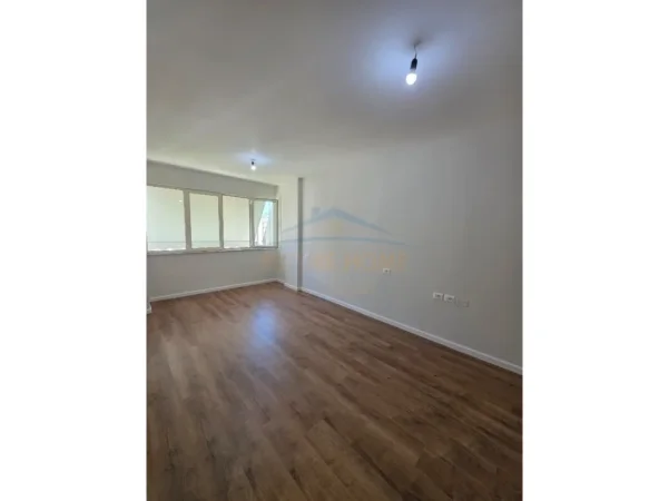 Tirane, shitet apartament 2+1 Kati 6, 110 m² 149.000 € (FRESK)