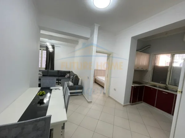Tirane, jepet me qera apartament 1+1 Kati 0, 68 m² 500 € (LIQENI I THATE)