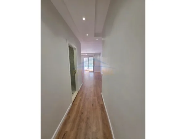 Tirane, shitet apartament 2+1+2 Kati 6, 110 m² 149.000 € (FRESK , Restorant Deliu)