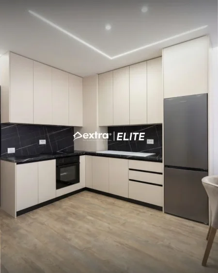 Tirane, jepet me qera apartament 1+1+Ballkon , 74 m² 400 € (Color Splash Paskuqan)