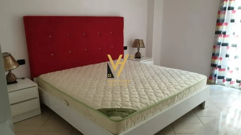 Tirane, jepet me qera apartament 2+1+Ballkon Kati 1, 118 m² 700 € (JORDAN MISJA)