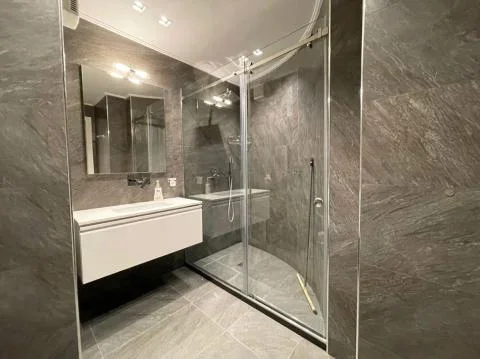 Shqiperi, jepet me qera apartament 3+1 Kati 6, 140 m² 1.500 € 