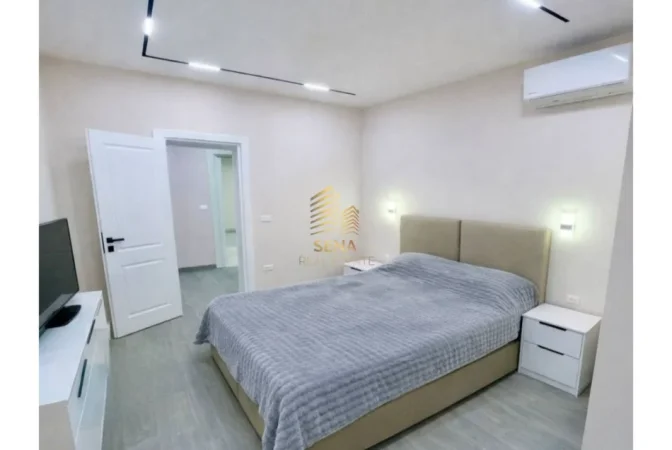 Tirane, jepet me qera apartament 1+1 Kati 1, 60 m² 650 € (Rruga e Elbasanit)