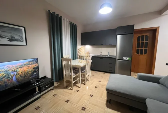Tirane, jepet me qera apartament 1+1+Ballkon Kati 2, 67 m² 450 € (Don Bosko)