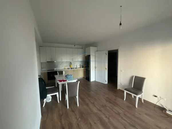 Tirane, shitet apartament 2+1 Kati 1, 105 m² 235.000 € (BULEVARDI I RI)