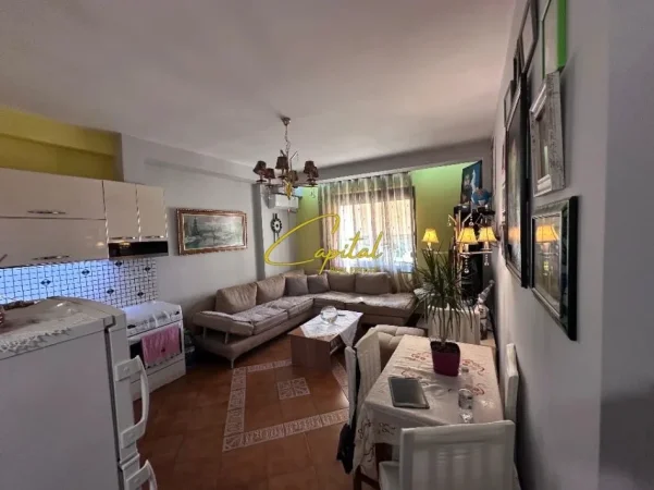 Tirane, jepet me qera apartament 1+1 Kati 6, 56 m² 430 € (ASTIR)
